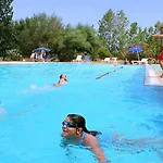 Ilaria 4*