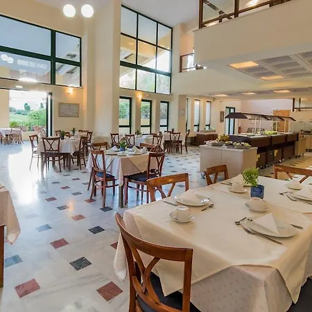 Ilaria Otel 4*