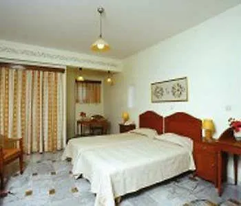 Ilaria 4* Kalamákion